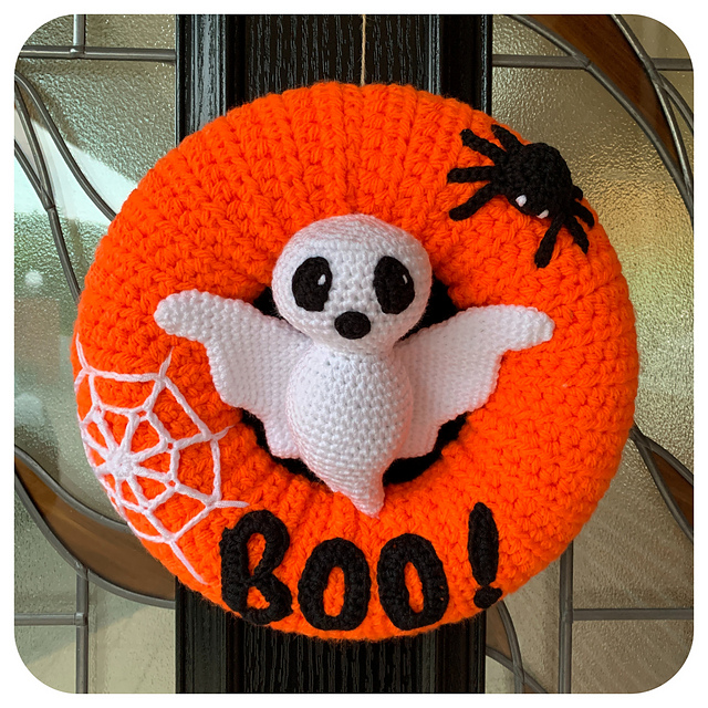 Halloween Ghost Wreath