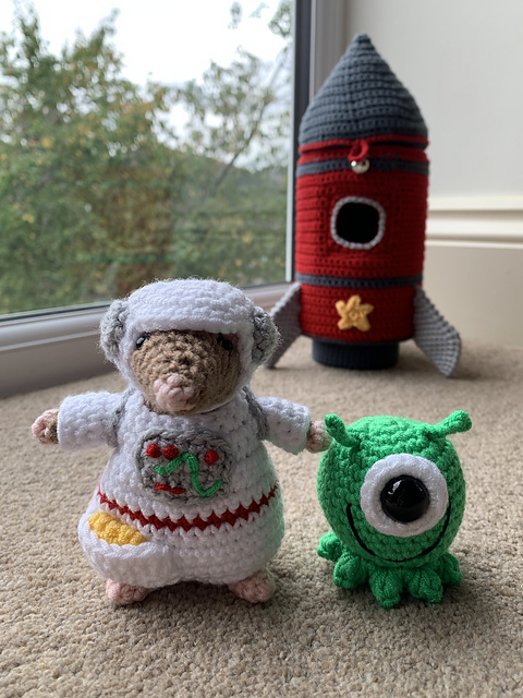 Mouse in a Rocket