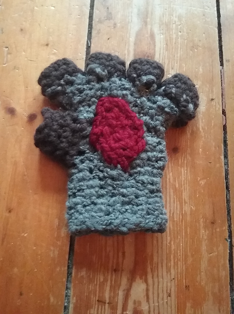 erinnert an Links Handschuh aus Legend of Zelda