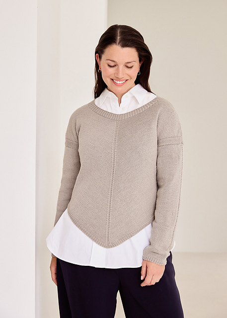# 38 Pullover mit Ziernaht