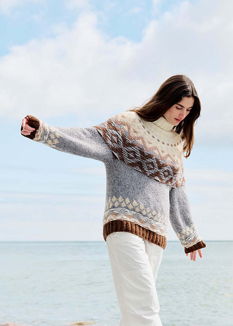 # 61 Pullover mit Jacquardrundpasse