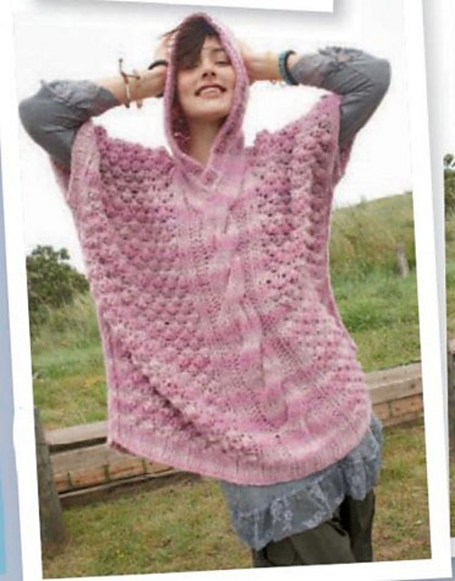 # 19 Poncho mit Noppen und Zopf