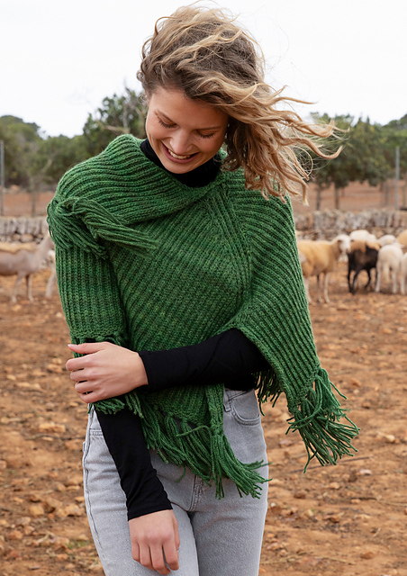 # 03 Poncho Elin