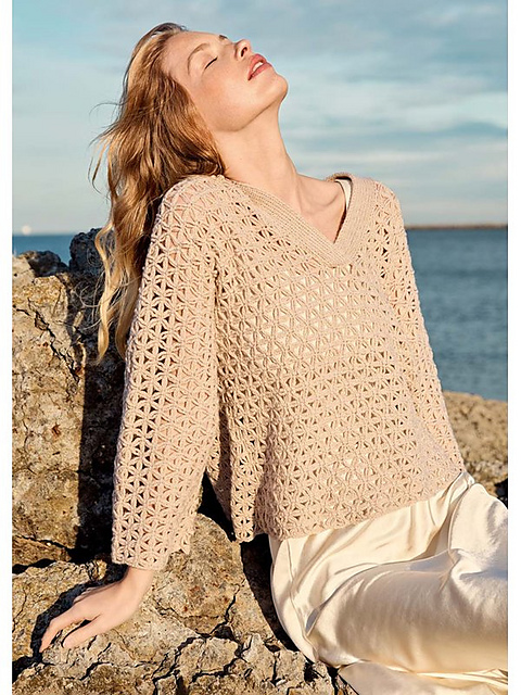 # 01 Pullover im Blume des Lebens-Muster
