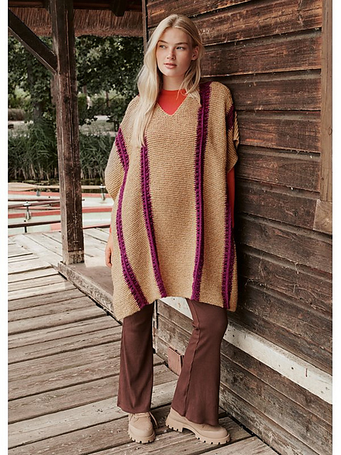 # 37 Poncho Sara & Cool Merino
