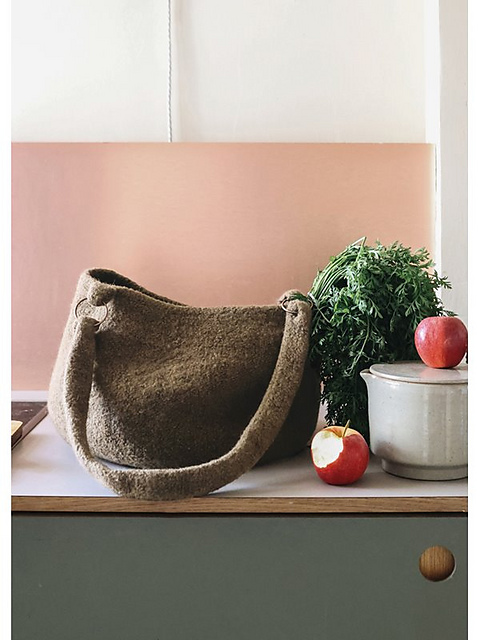 # 45 Filztasche glatt rechts