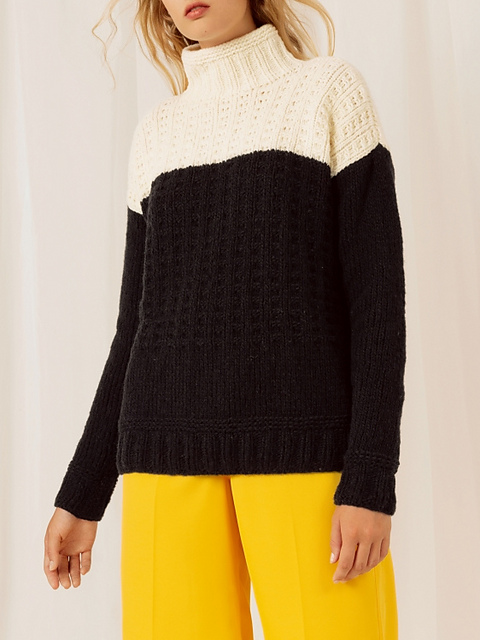 Rollkragenpullover mit Strukturmuster