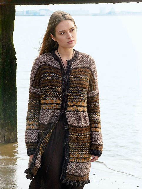 # 03 Jacke im Muster- und Materialmix