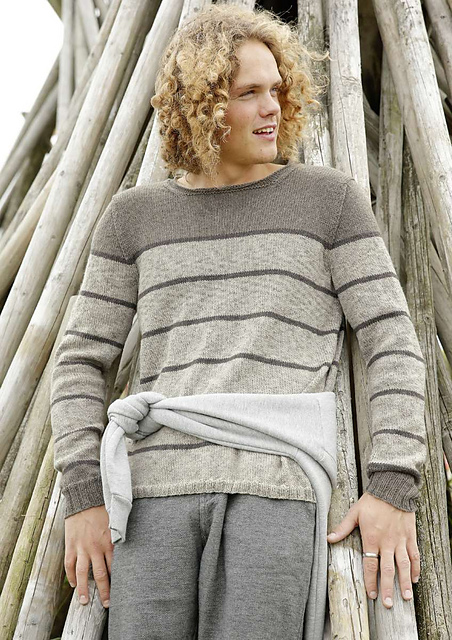 # 15 Herrenpullover mit Ringeln