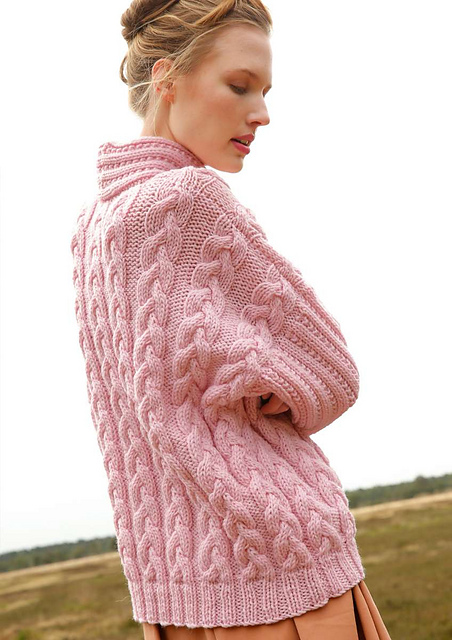 # 19 Pullover mit Zöpfen