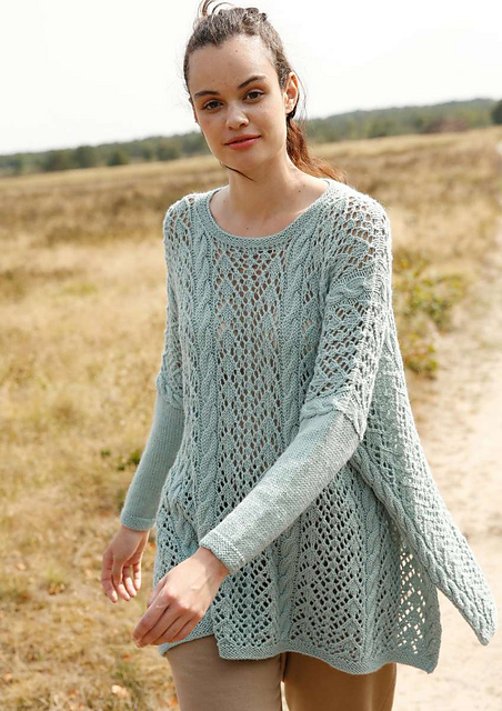 # 22 Weiter Lochmuster-Pulli
