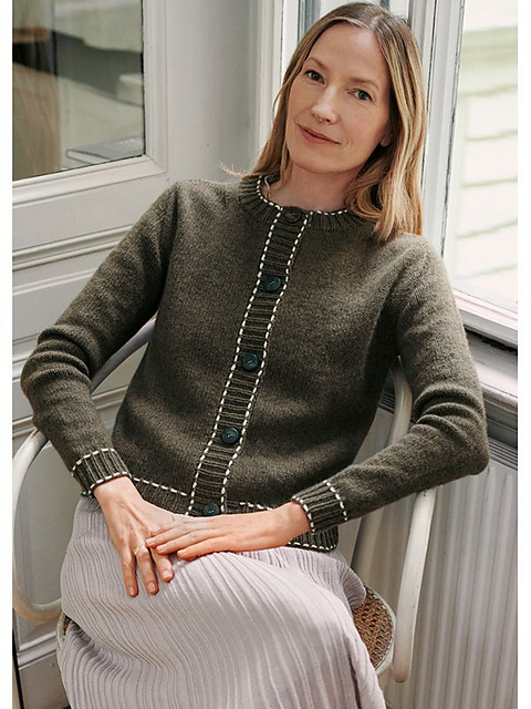 # 17 Cardigan
