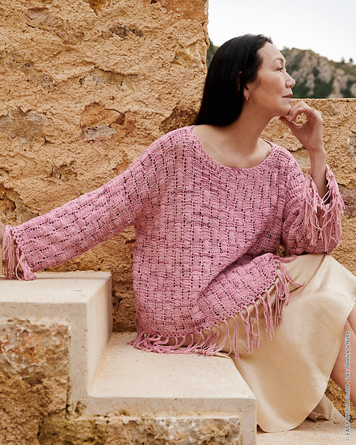 # 07 Pullover mit Fransen