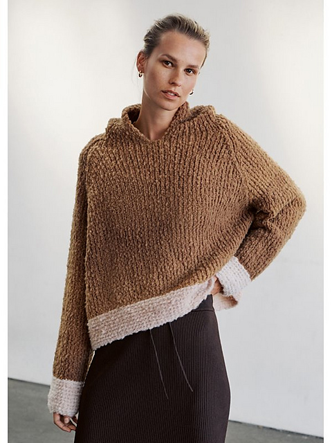 # 30 Kapuzen-Sweater