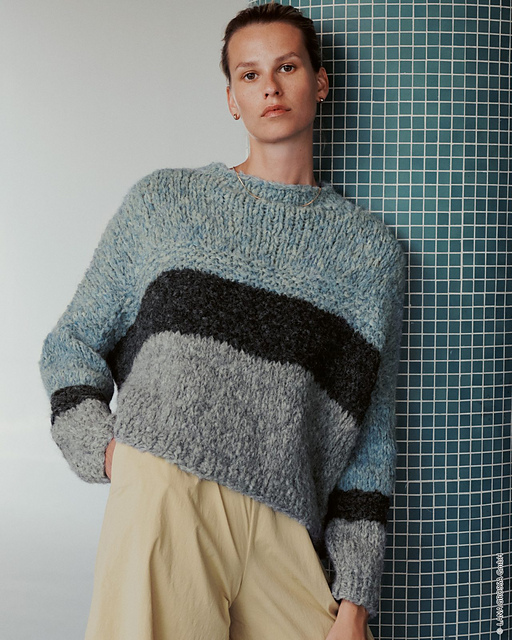 # 35 Statement-Sweater