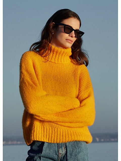 # 18 Rollkragenpullover