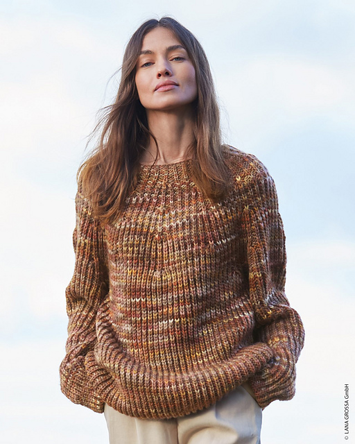 # 11 Pullover mit Rundpasse