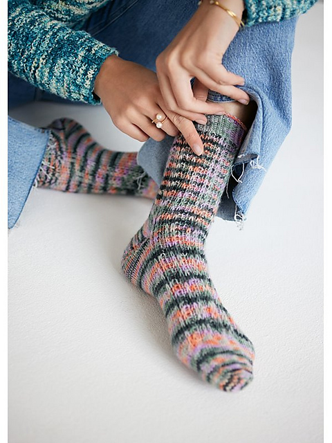 # 02 Socken Meilenweit Merino Shadow Hand-Dyed