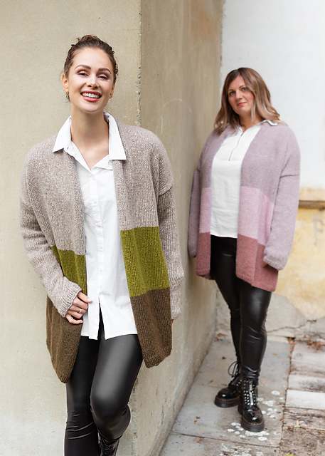 # 22 Longcardigan mit Blockstreifen