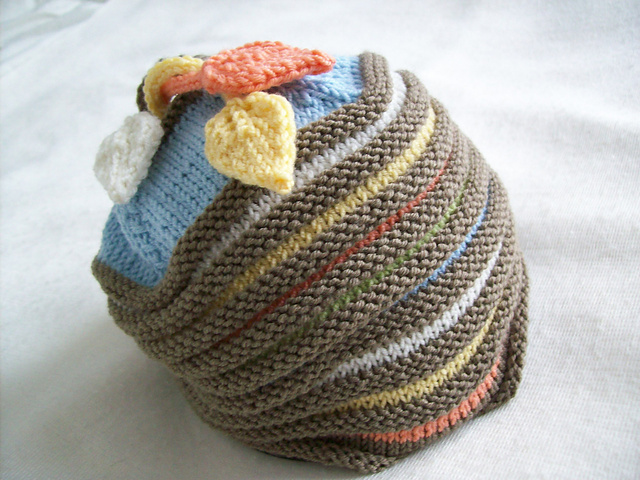 Leafy Accordion Hat