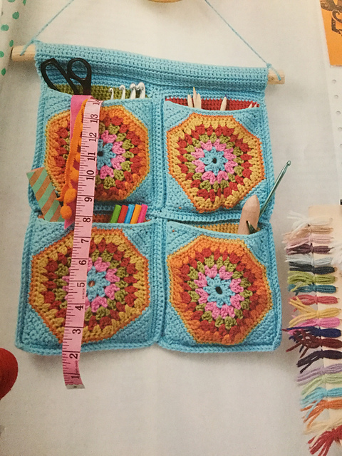 Octagon Craft Hanger