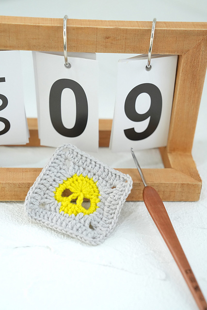 Crochet Skull Granny Square