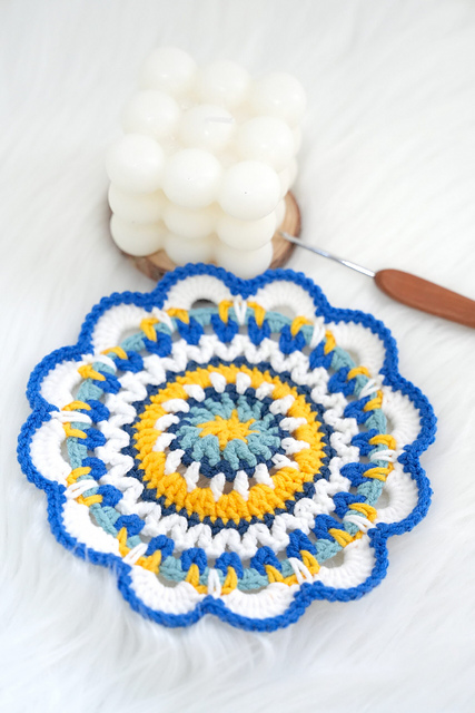 Crochet Mandala Granny Square (Style II)