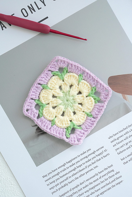 Crochet Begonia Granny Square
