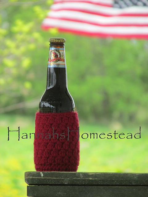 Clutch Drink Cozy