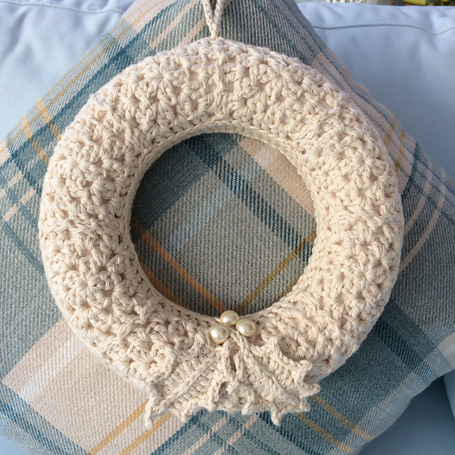 Shabby Chic Festive Wreath
