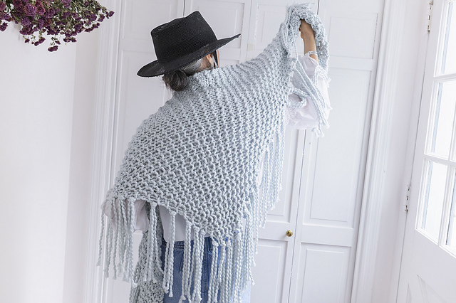 Summer Fringe Shawl