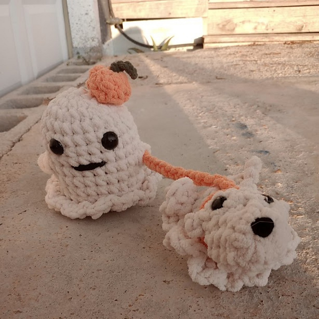 Pumpkin Ghost with Dog