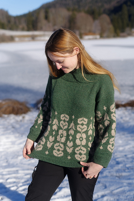 ニット+セーター US VINTAGE CUT 4U flower art knit green Grozjnat Green Knit Sweater w/ Floral Embroidery | Boutique 1861