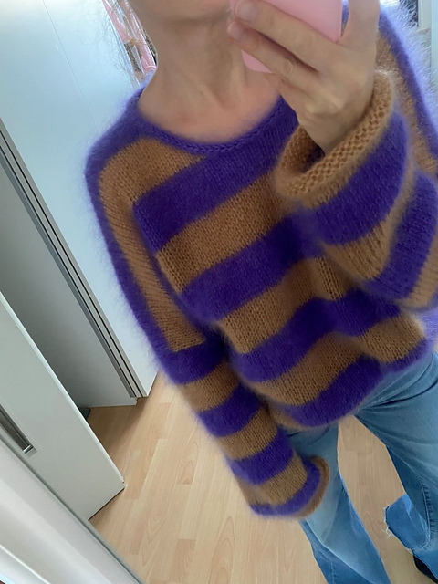 KIRA Jumper