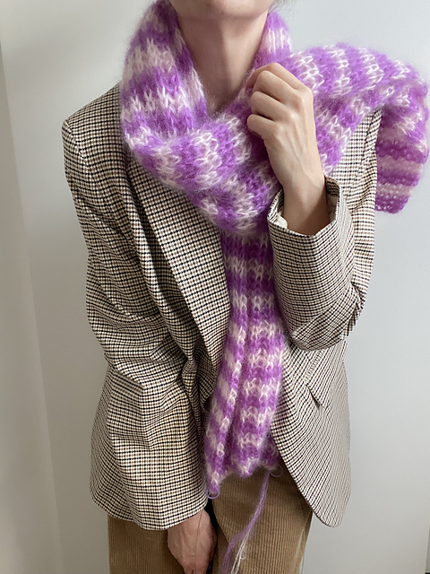 RIA Scarf