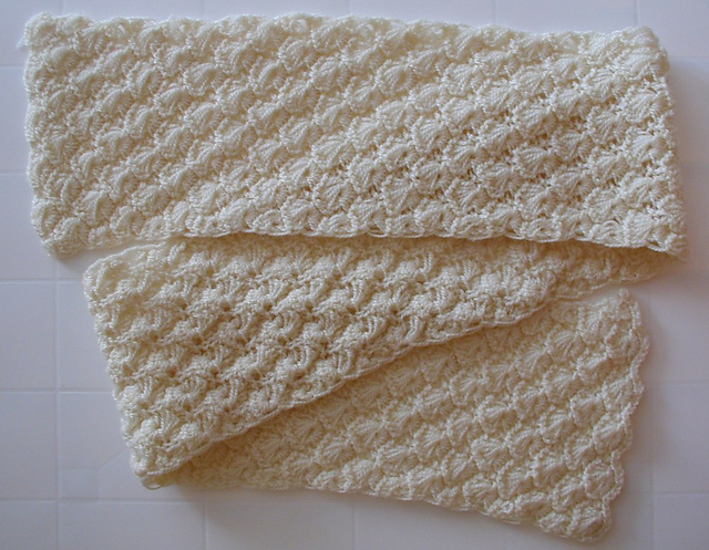 Reversible Shell Scarf