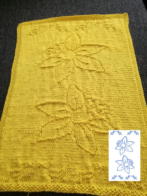 Nr. 512 Daffodils head guest towel