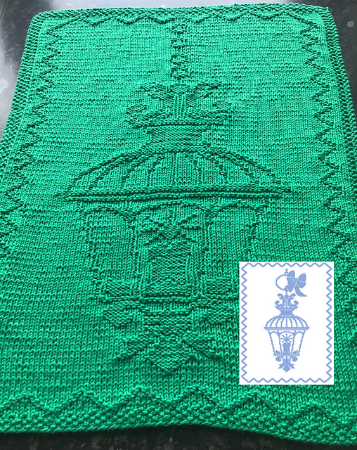 Nr. 595 – Christmas lamp guest towel