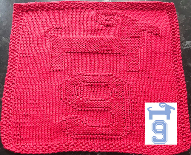 Nr. 274 – 21 – 9. Christmas goat 65 stitches