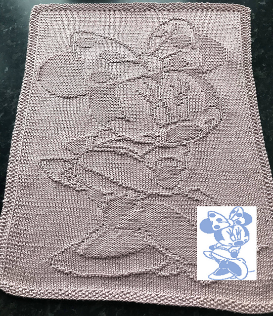 Ravelry: Nr. 585 Disney Minnie Mouse Guest Towel pattern by Lotte Nielsen