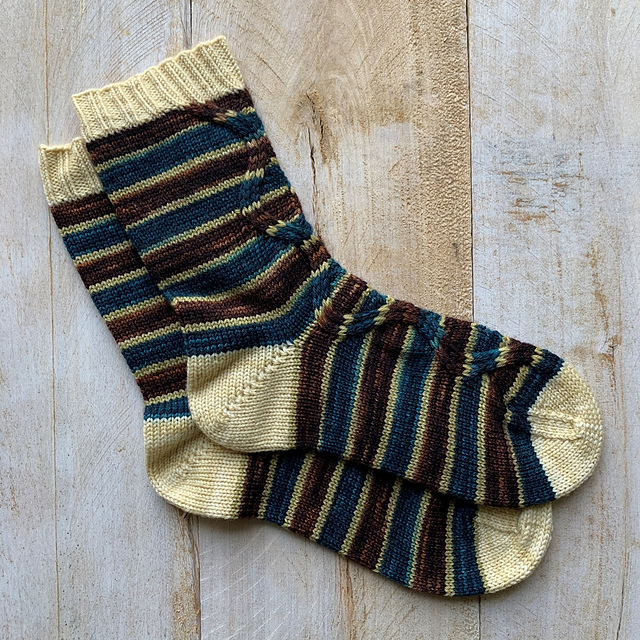 In the Grass Zig Zag Socks