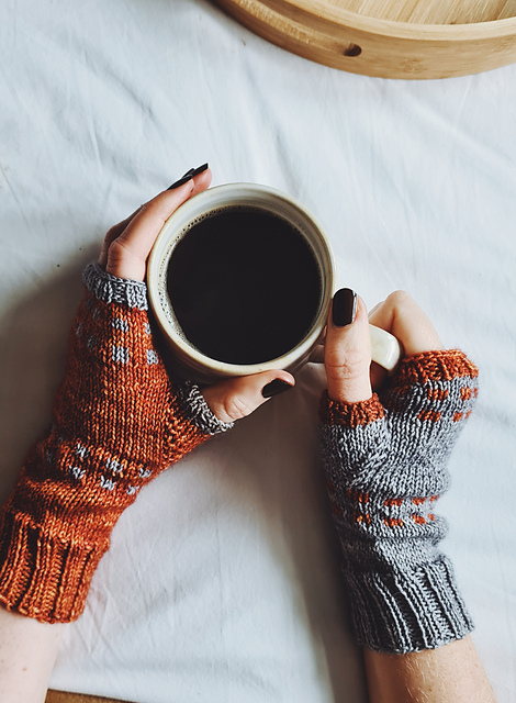 Colour Block Mitts
