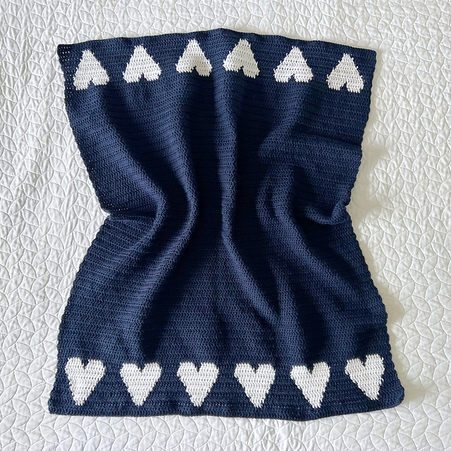 Heart baby blanket