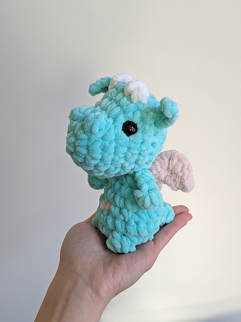 Ravelry: Chunky Baby Dragon pattern by Cindy Chan