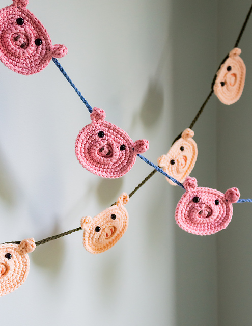 Piggy Bunting