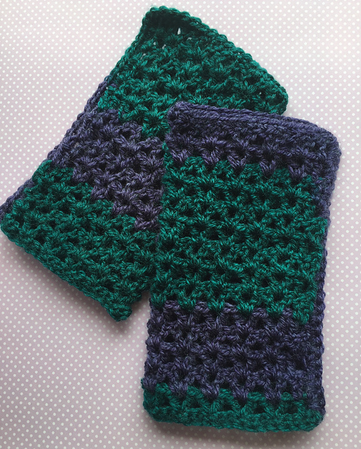Easy Lacy Hand Warmers