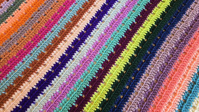 Lazy Dot Blanket