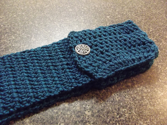 Trendy Pocket Scarf