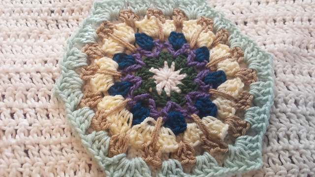 Star Flower Hexagon Motif
