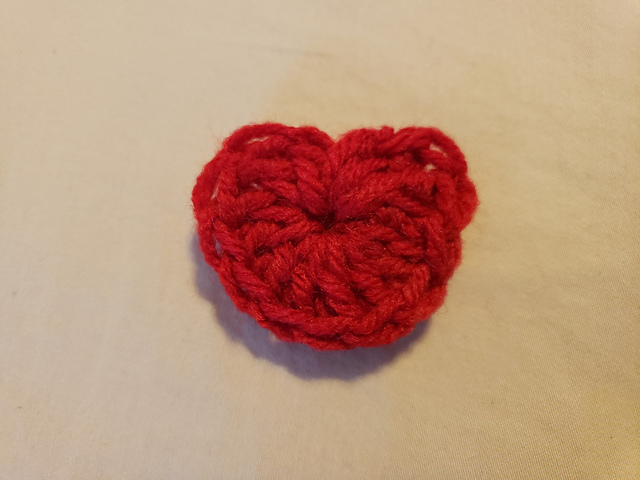 Tiny Crochet Hearts